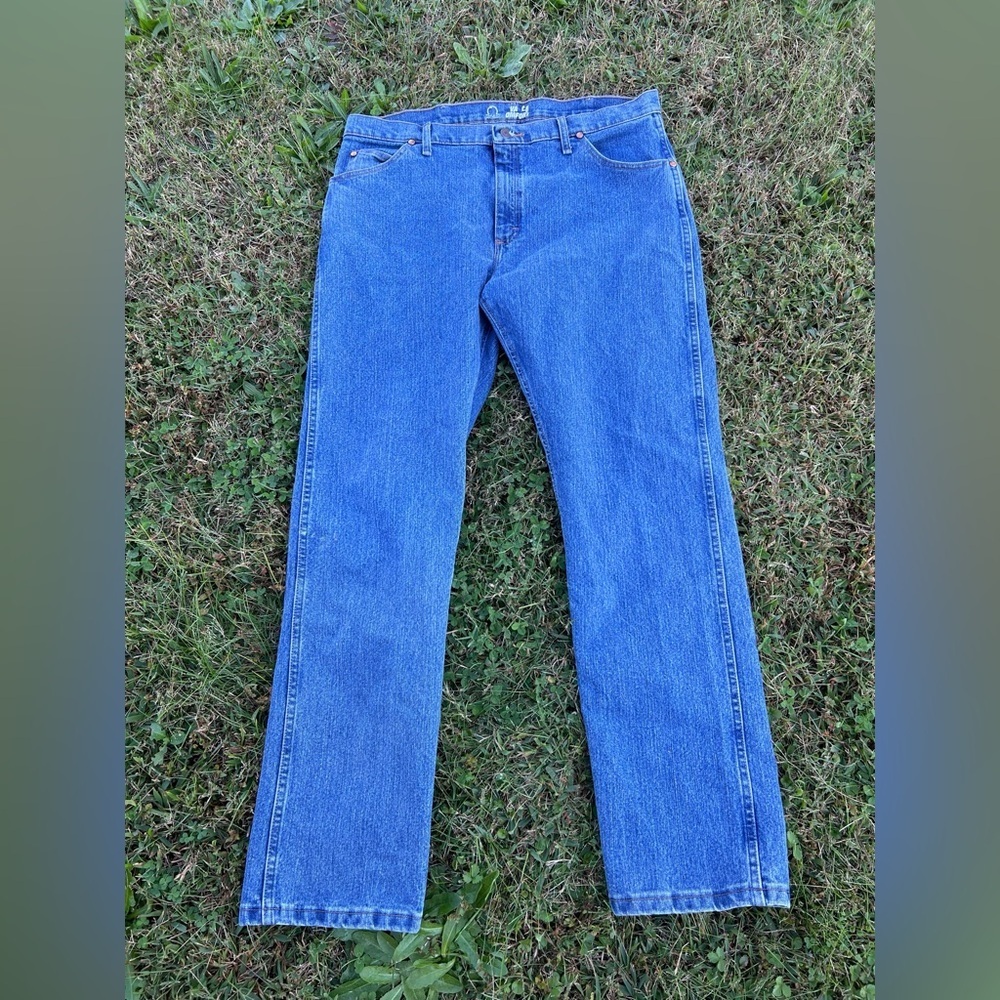 Wrangler Men’s Light Blue Cowboy Cut Cotton Blend Western Denim Jeans Size 38X34 - Picture 3 of 5